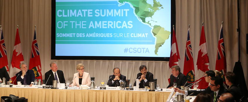 Premier Wynne moderated a roundtable discussion among leader about Climate Change and then introduced Al Gore's keynote speech at the Climate Summit of the Americas. © Queen's Printer for Ontario, 2015