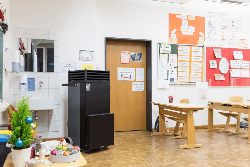 covid classroom ventilation air filtration