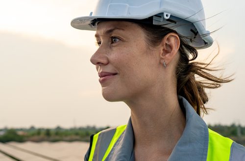 Engineer-and-solar-panels-sunset