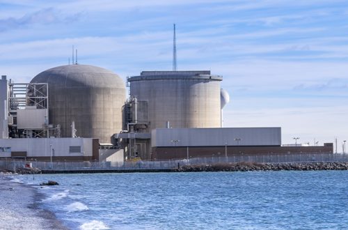 Pickering-Nuclear-Generating-Plant,-as-seen-from-the-shore-of-Lake-Ontario